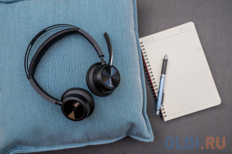 Гарнитура Plantronics VOYAGER FOCUS 2 UC черный Гарнитура Plantronics VOYAGER FOCUS 2 UC черный фото
