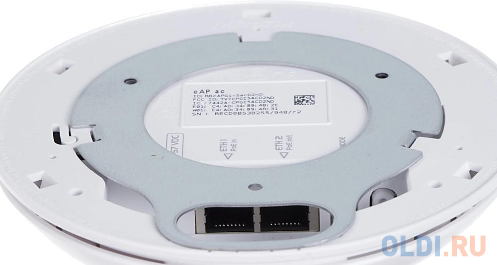 Точка доступа MikroTik  RBcAPGi-5acD2nD cAP ac  with 716MHz CPU, 128MB RAM, 2 x Gbit LAN (one with PoE-out), built-in 2.4Ghz 802.11b/g/n Dual Chain wi фото